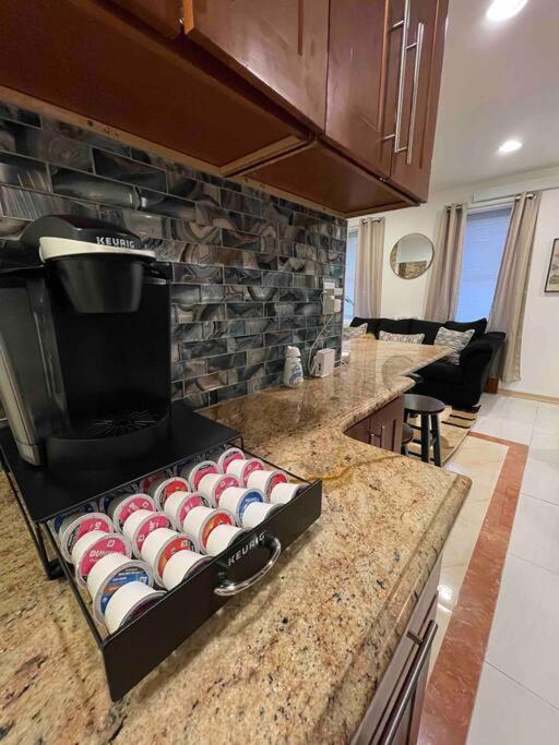 Modern Rental Brooklyn'S Hidden Gem New York Extérieur photo