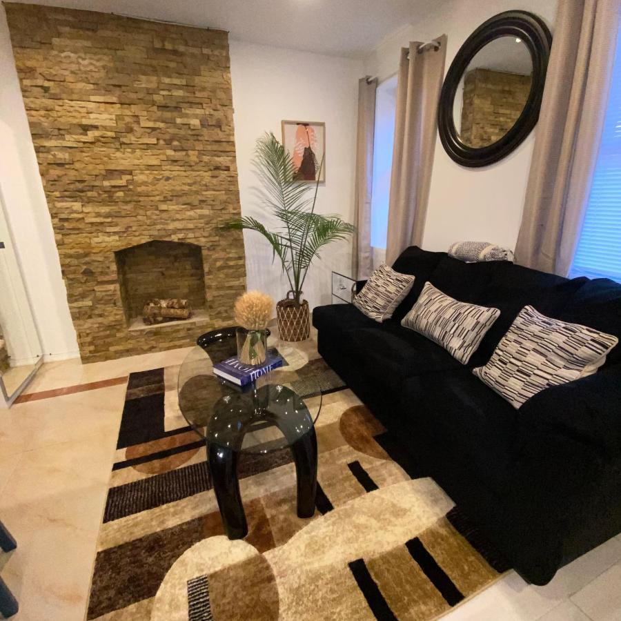 Modern Rental Brooklyn'S Hidden Gem New York Extérieur photo